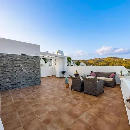 97-townhouse With Roof Terrace & Views,