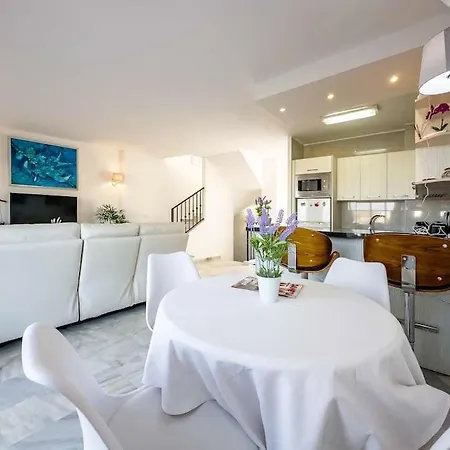 97-townhouse With Roof Terrace & Views, *