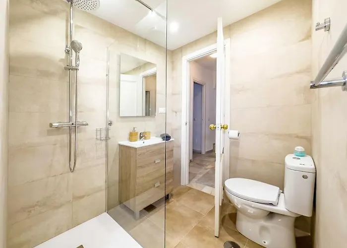 Appartamento 97-townhouse With Roof Terrace & Views,