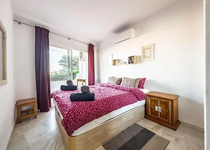 97-townhouse With Roof Terrace & Views, Appartamento Marbella