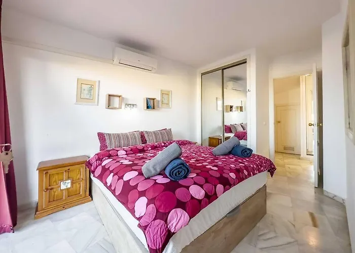 97-townhouse With Roof Terrace & Views, * Marbella